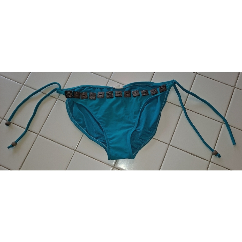 Xhilaration blue bikini bottom swimsuit brown square wood beads size medium